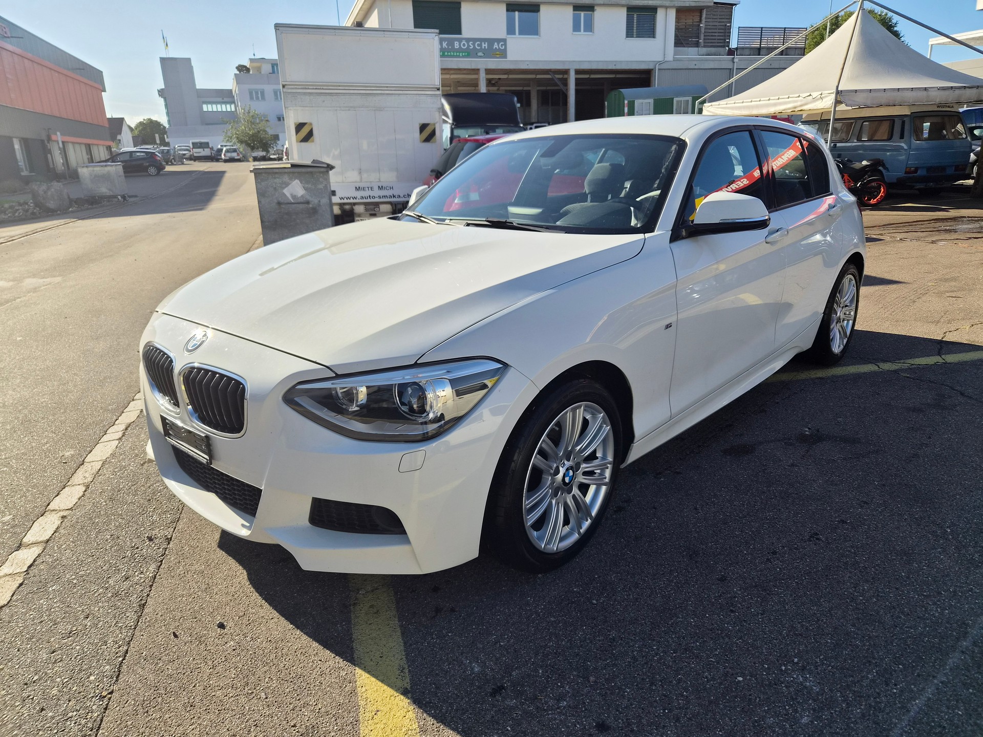 BMW 118d xDrive-image-2