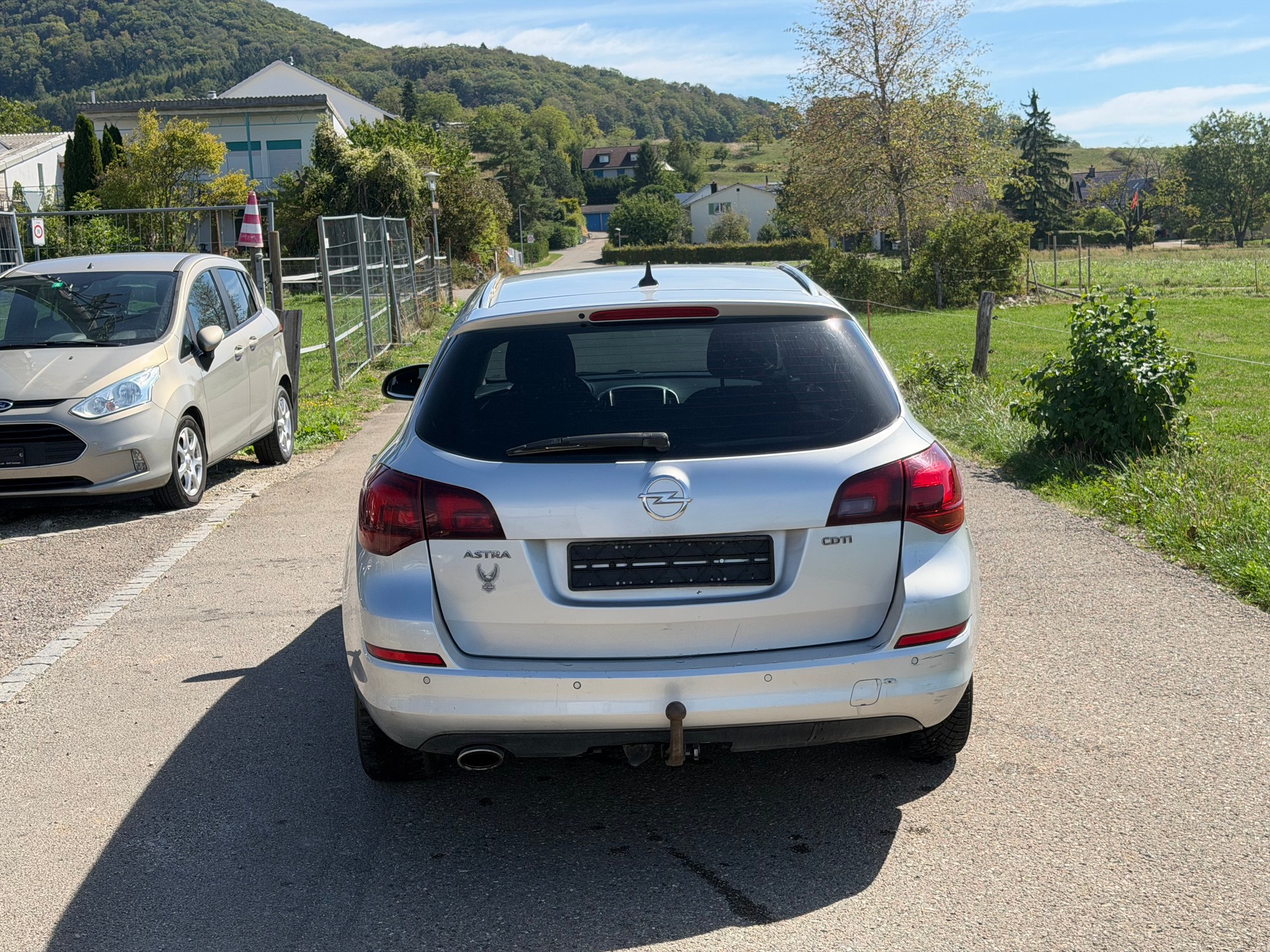 OPEL Astra SportsTourer 2.0 CDTi Enjoy-image-5