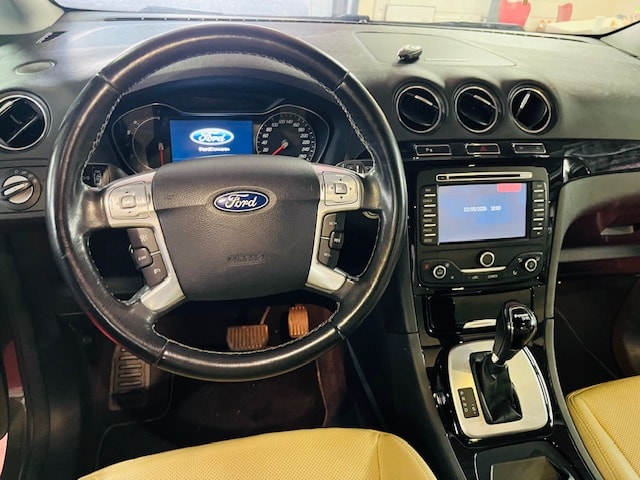 FORD S-Max 2.0 SCTi TitaniumS PowerShift-image-8