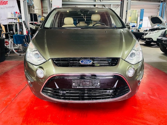 FORD S-Max 2.0 SCTi TitaniumS PowerShift-image-14