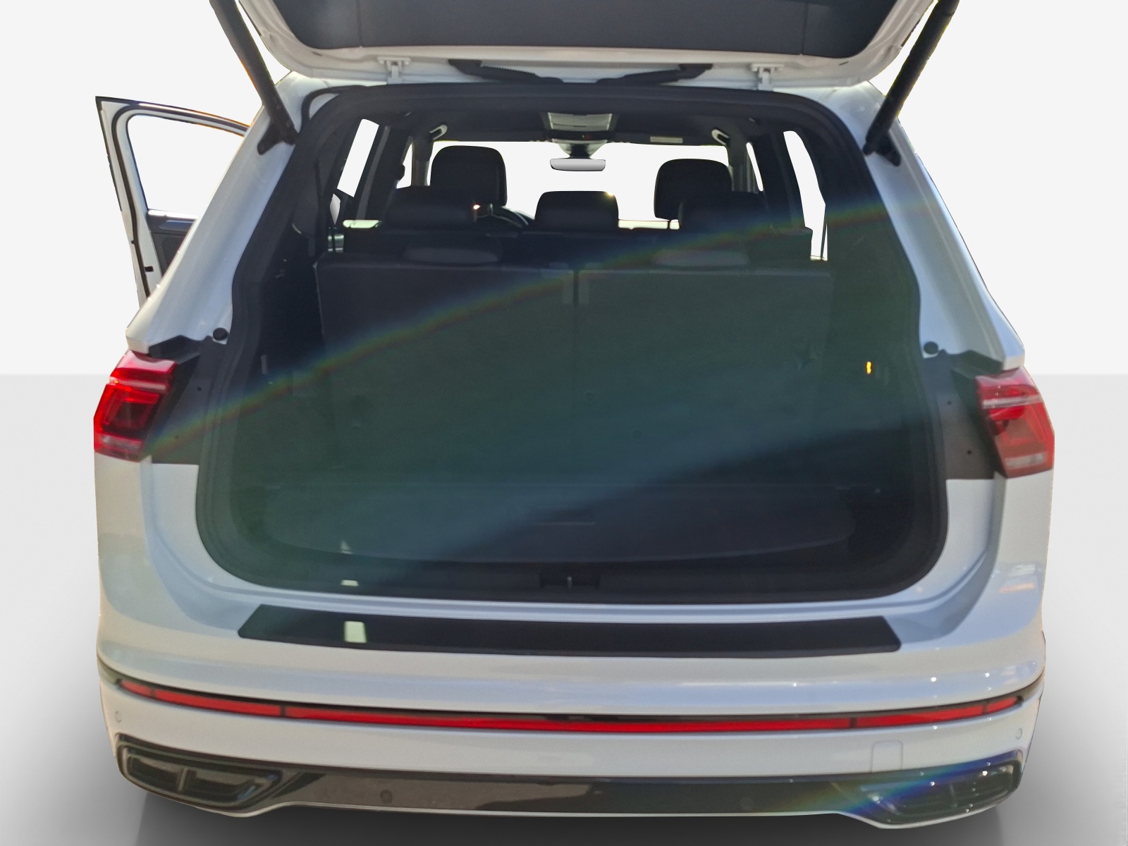 VW Tiguan Allspace 2.0TSI R-Line 4Motion DSG-image-12