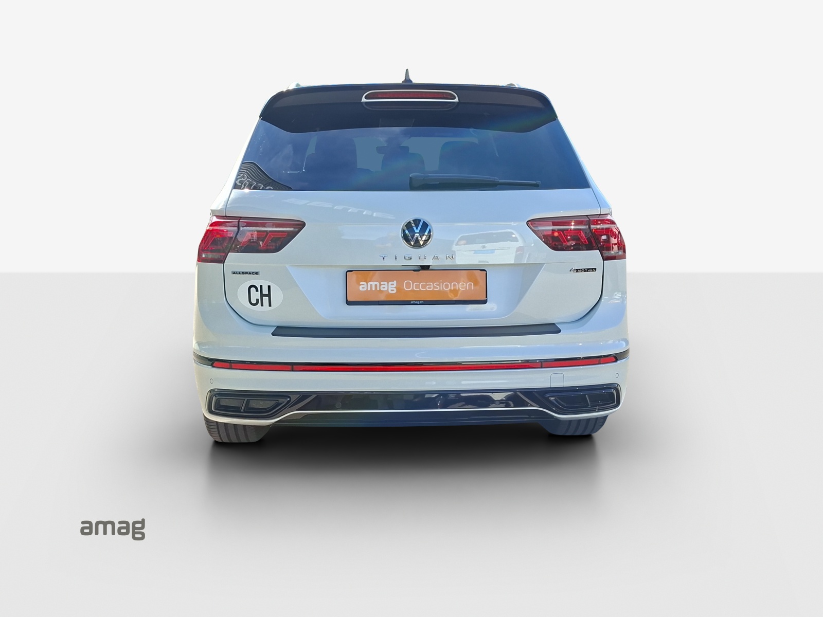 VW Tiguan Allspace 2.0TSI R-Line 4Motion DSG-image-3