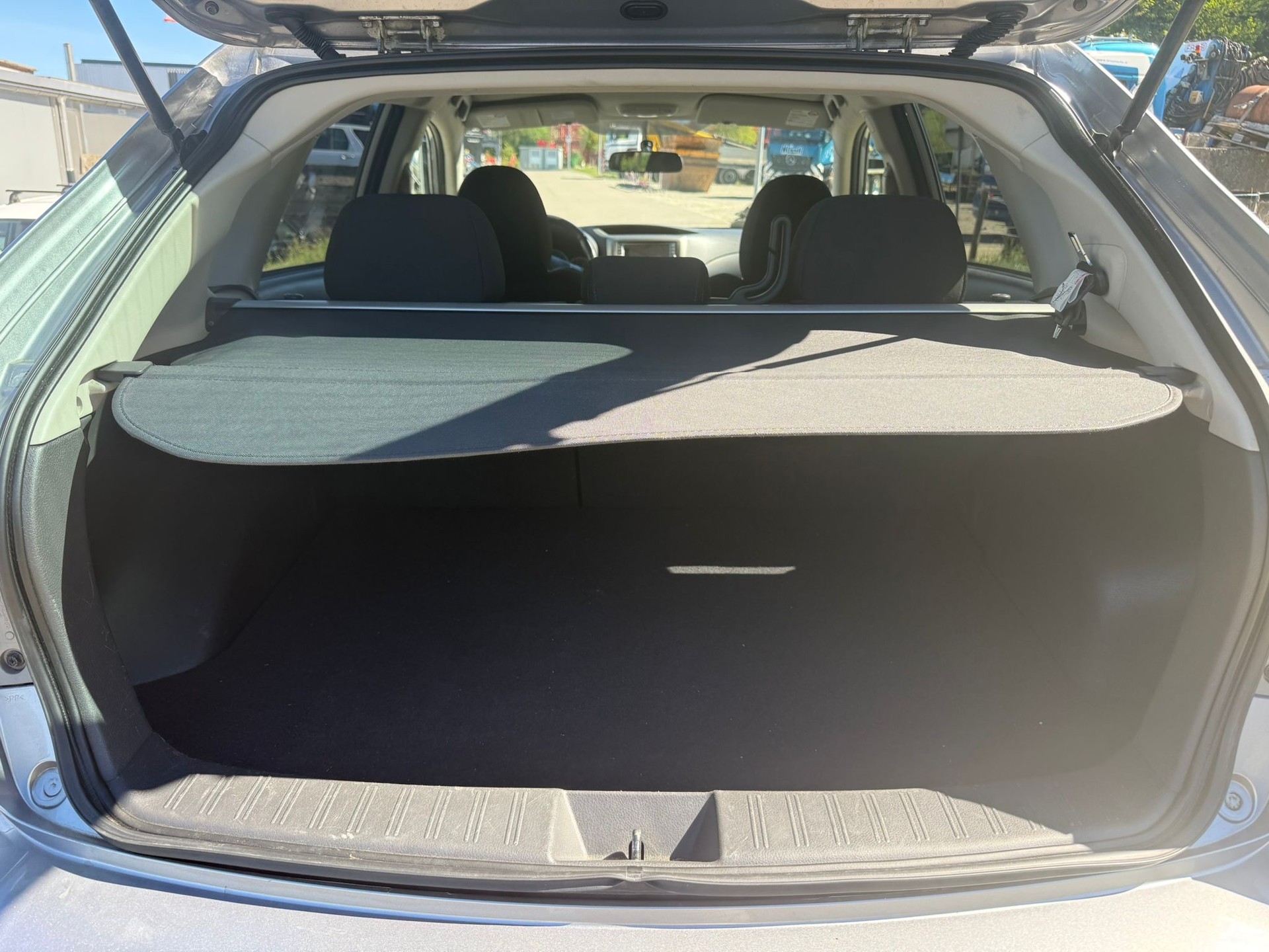 SUBARU Impreza 2.0R Comfort-image-10