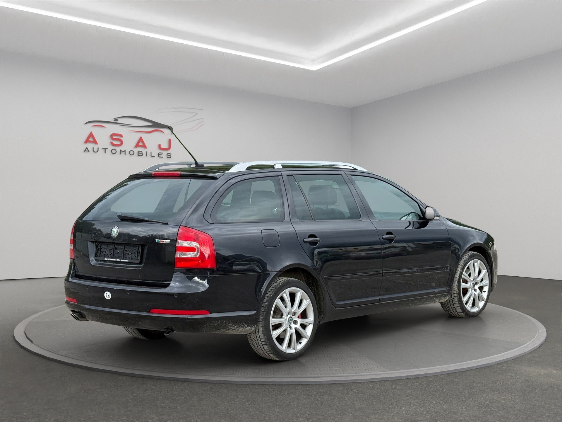 SKODA Octavia 2.0 TDI RS DSG-image-6