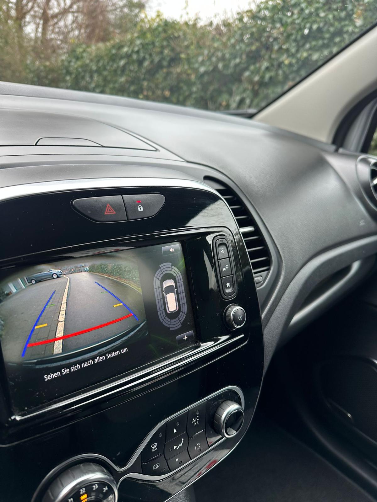 RENAULT Captur 1.2 T 16V Outdoor EDC-image-6