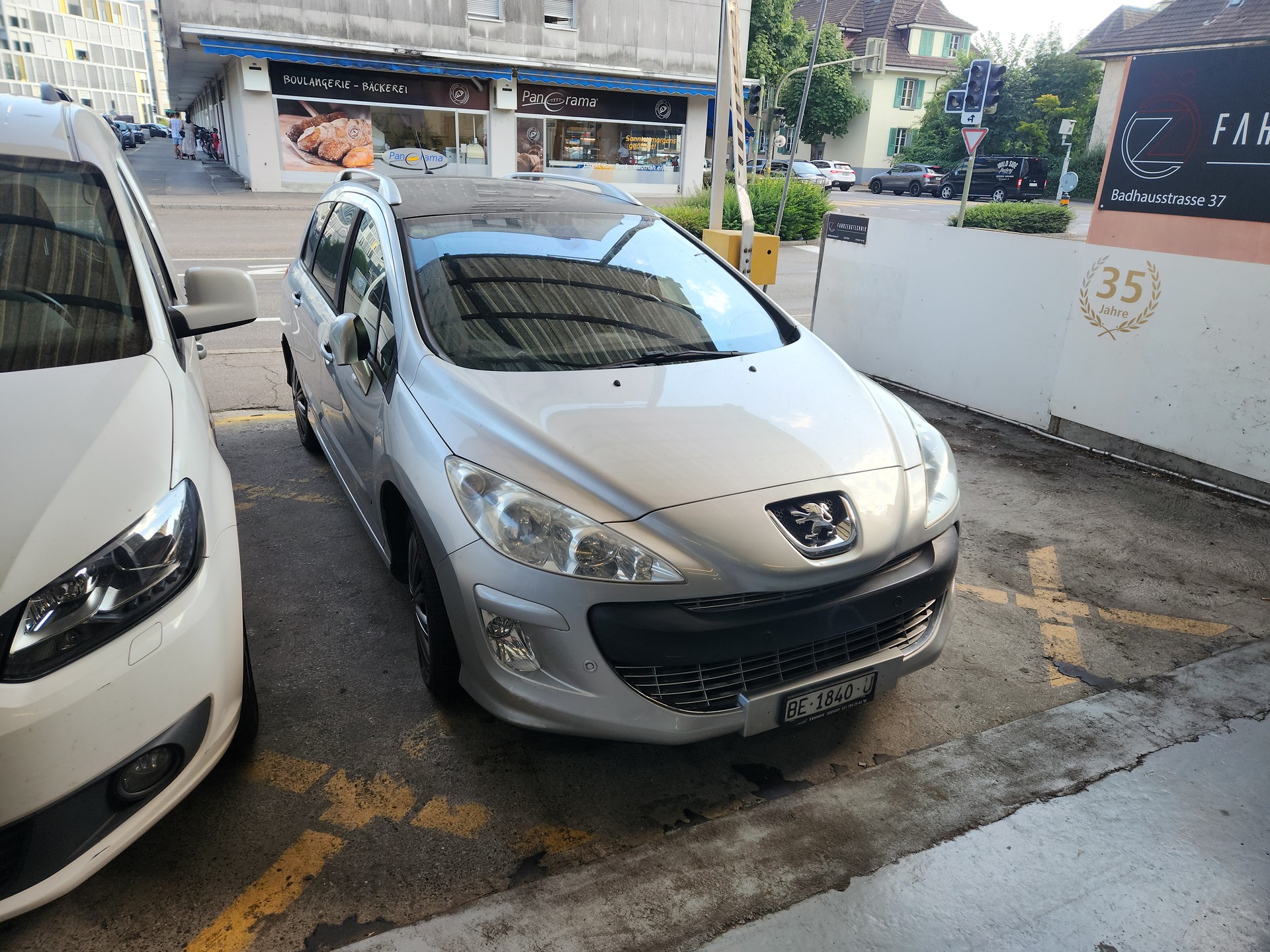 PEUGEOT 308 1.6 16V Turbo Allure-image-1