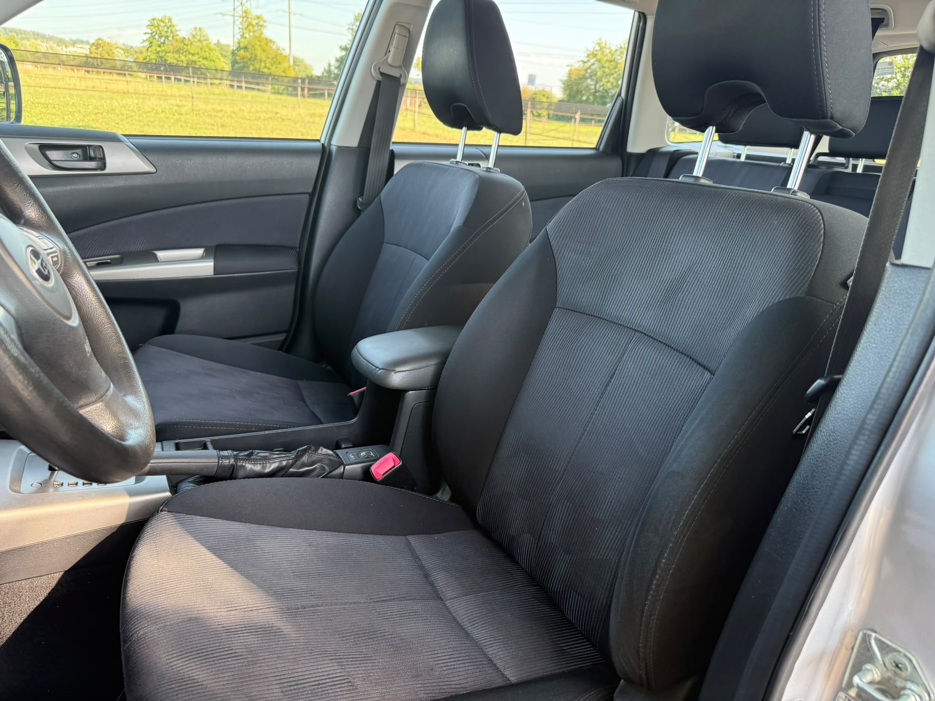SUBARU Forester 2.0X Advantage Automatic-image-10