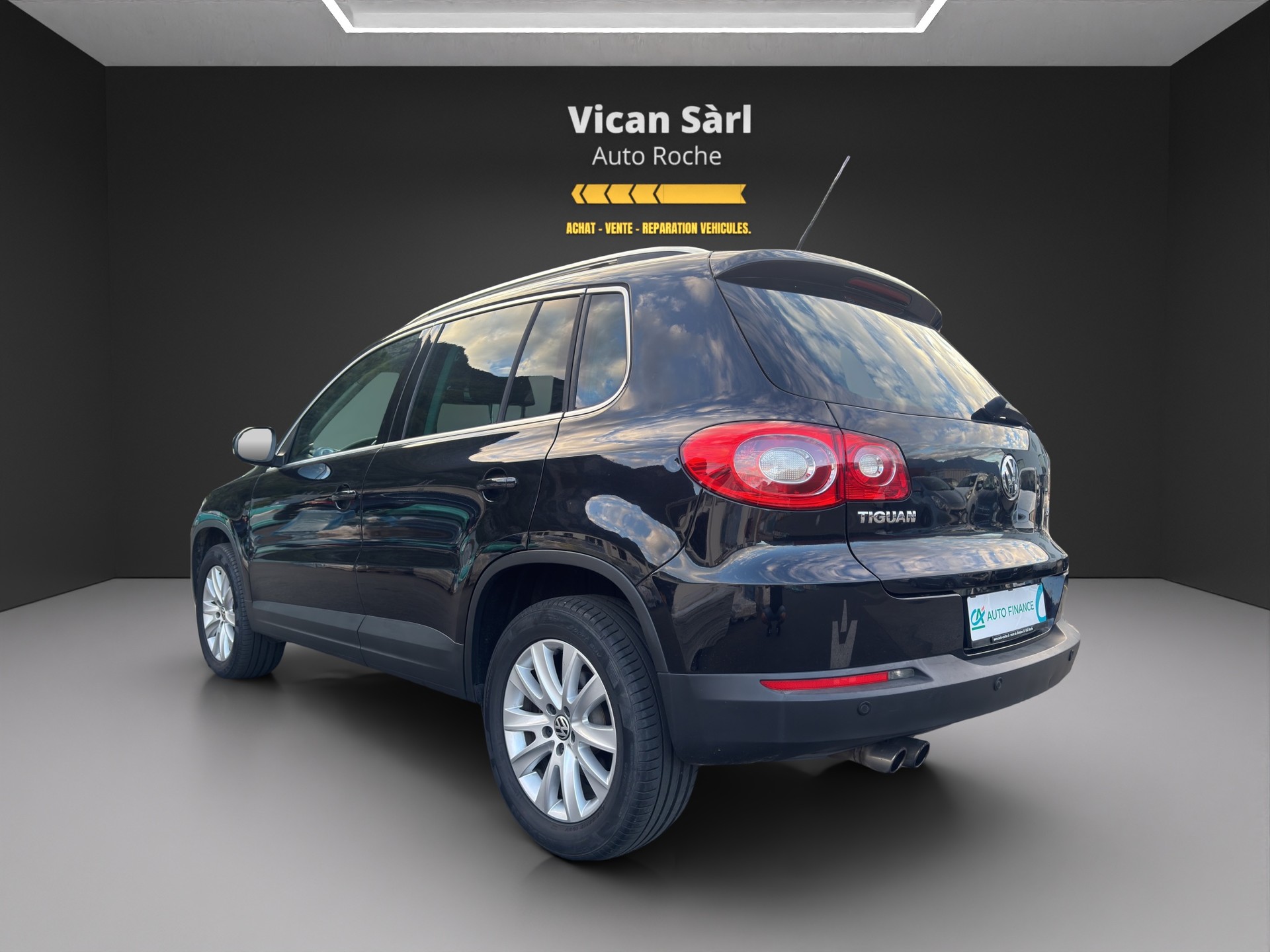 VW Tiguan 2.0 TSI Sport&Style Tiptronic-image-5
