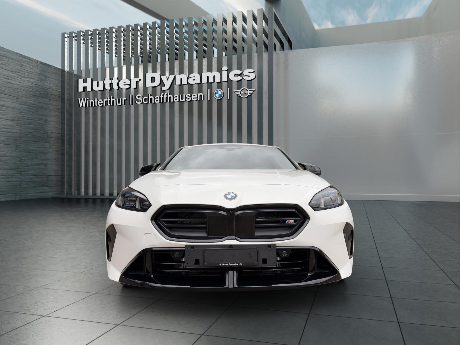 BMW M135i xDrive M Sport Pro-image-1