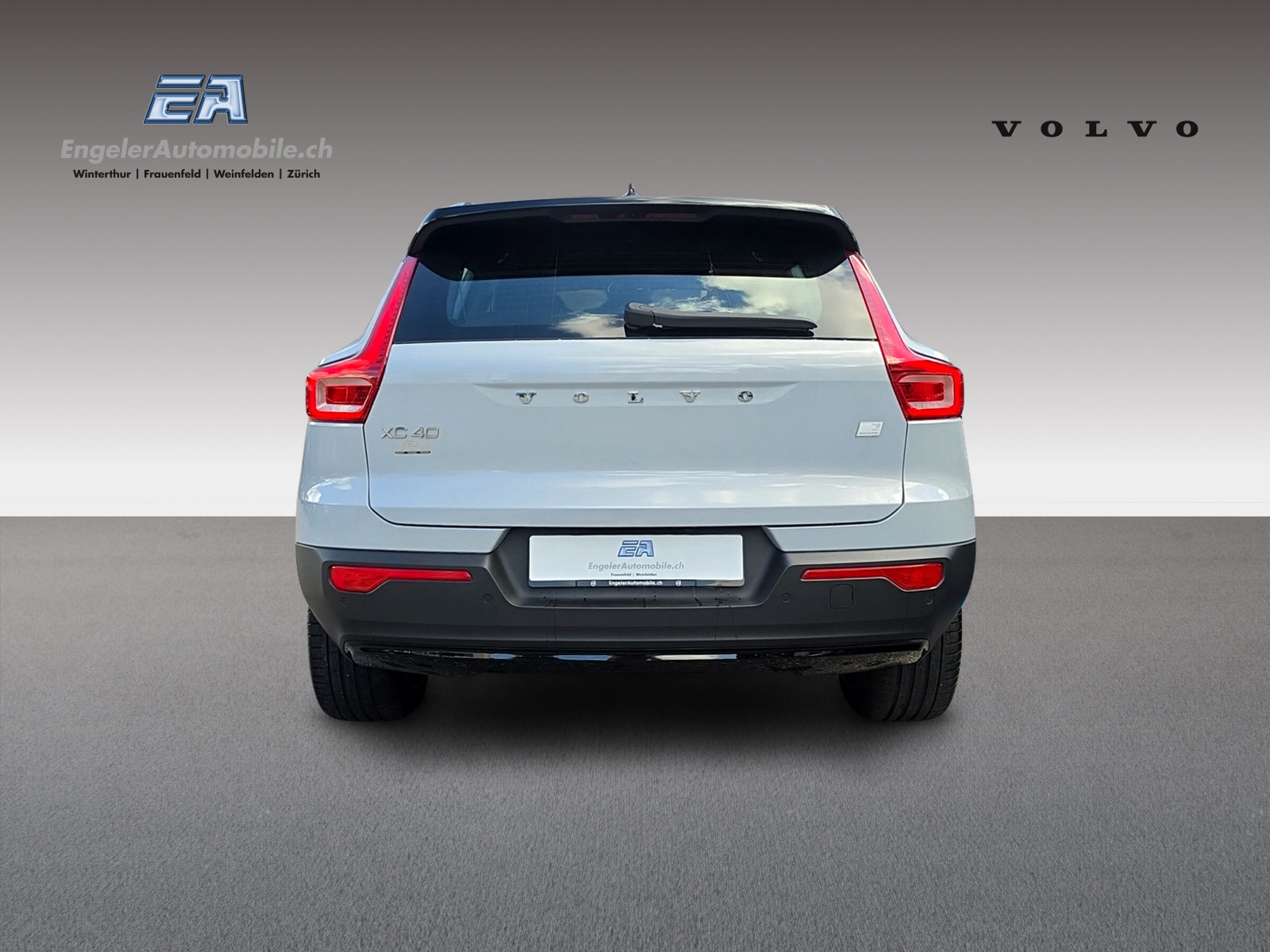 VOLVO XC40 P8 Twin R-Design AWD-image-4