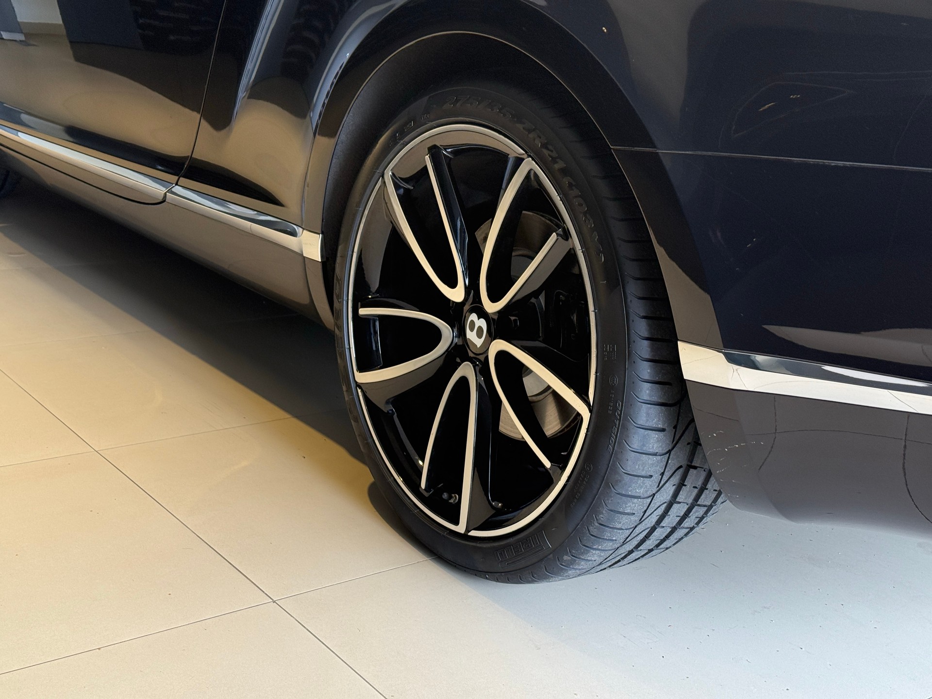 BENTLEY Continental GT 6.0 W12-image-11