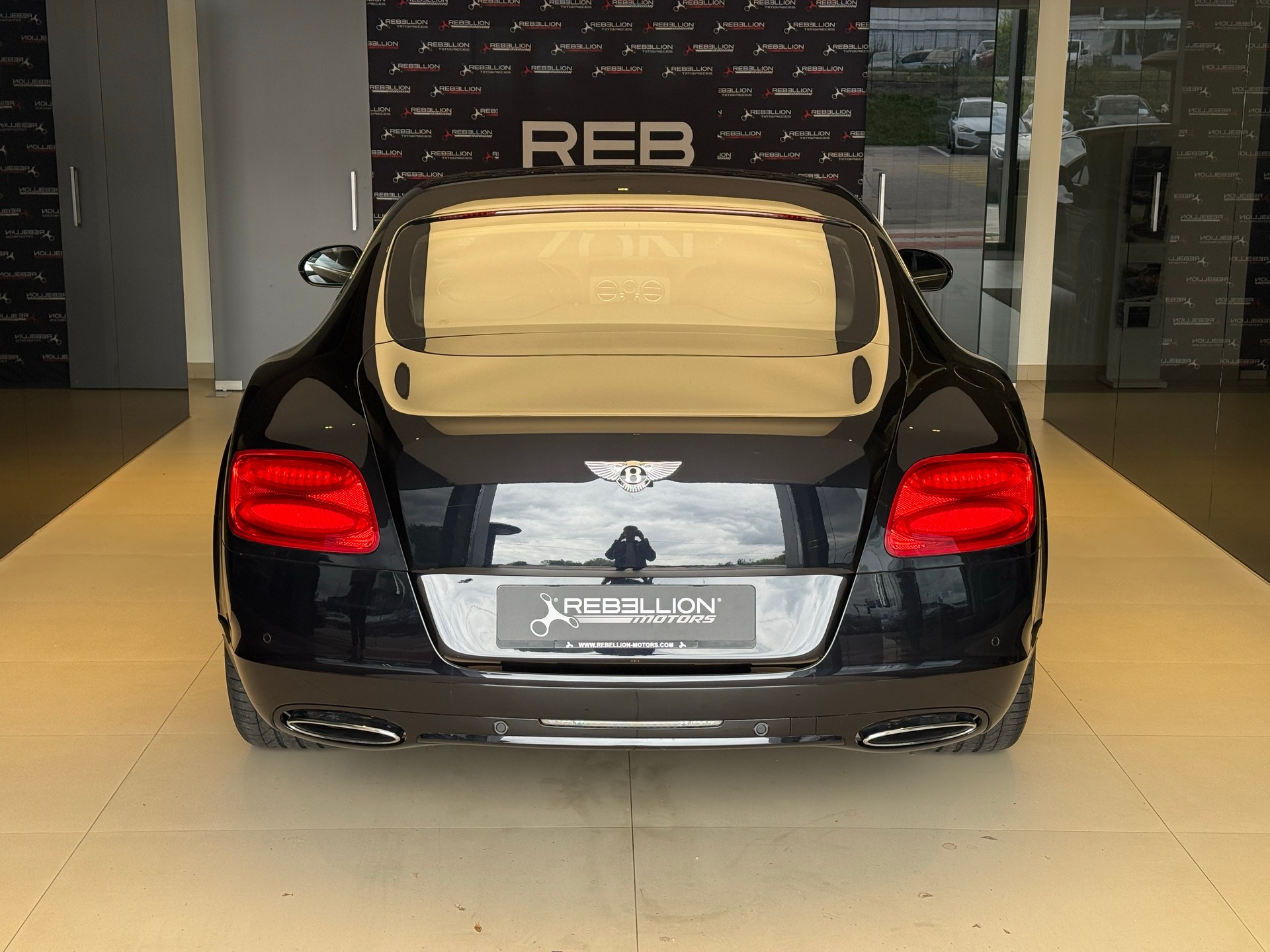 BENTLEY Continental GT 6.0 W12-image-7
