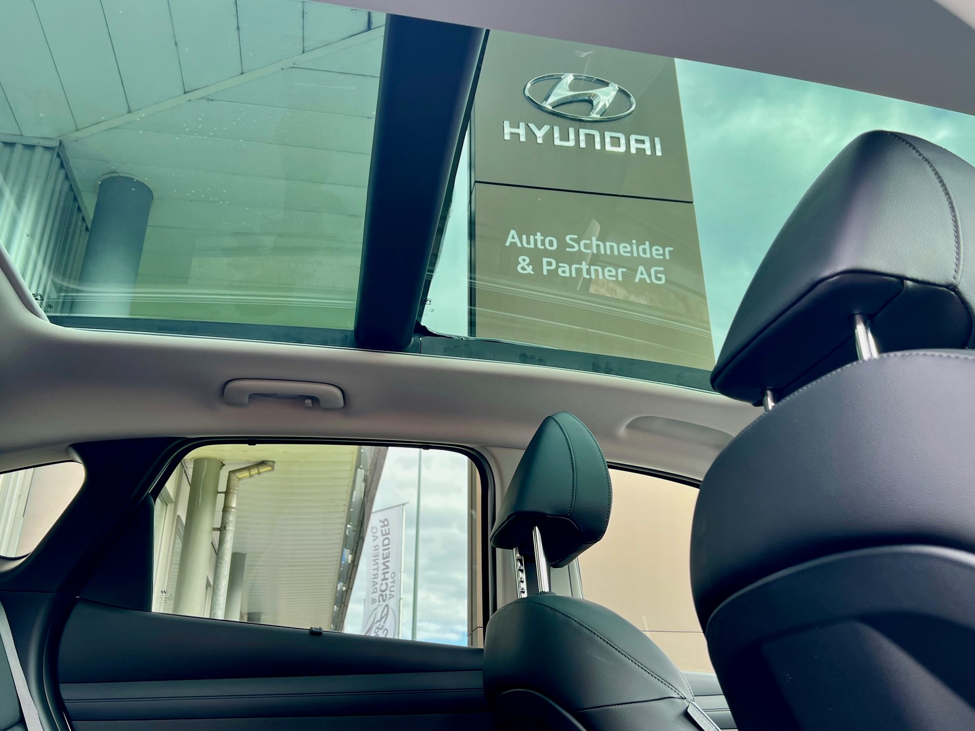 HYUNDAI Tucson 1.6 TGDI PHEV Vertex Swiss Edition 4WD-image-8