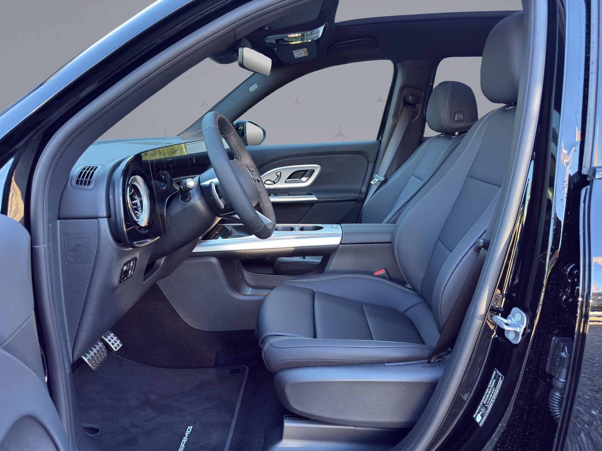 MERCEDES-BENZ GLB 220 4matic-image-8