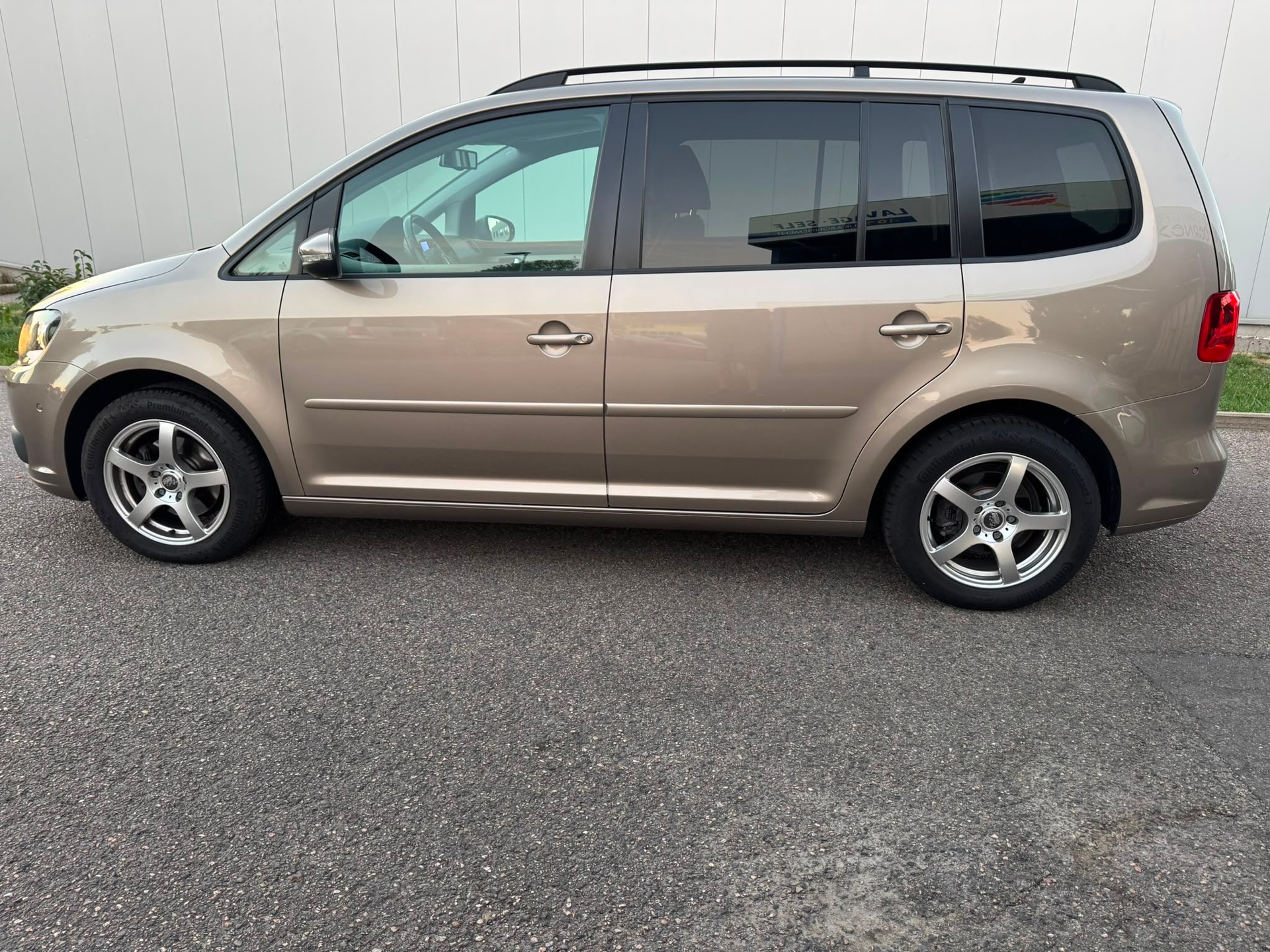 VW Touran 1.4 TSI Comfortline-image-9
