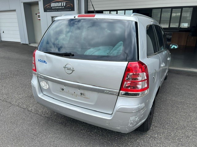 OPEL Zafira 2.2i 16V Enjoy-image-8