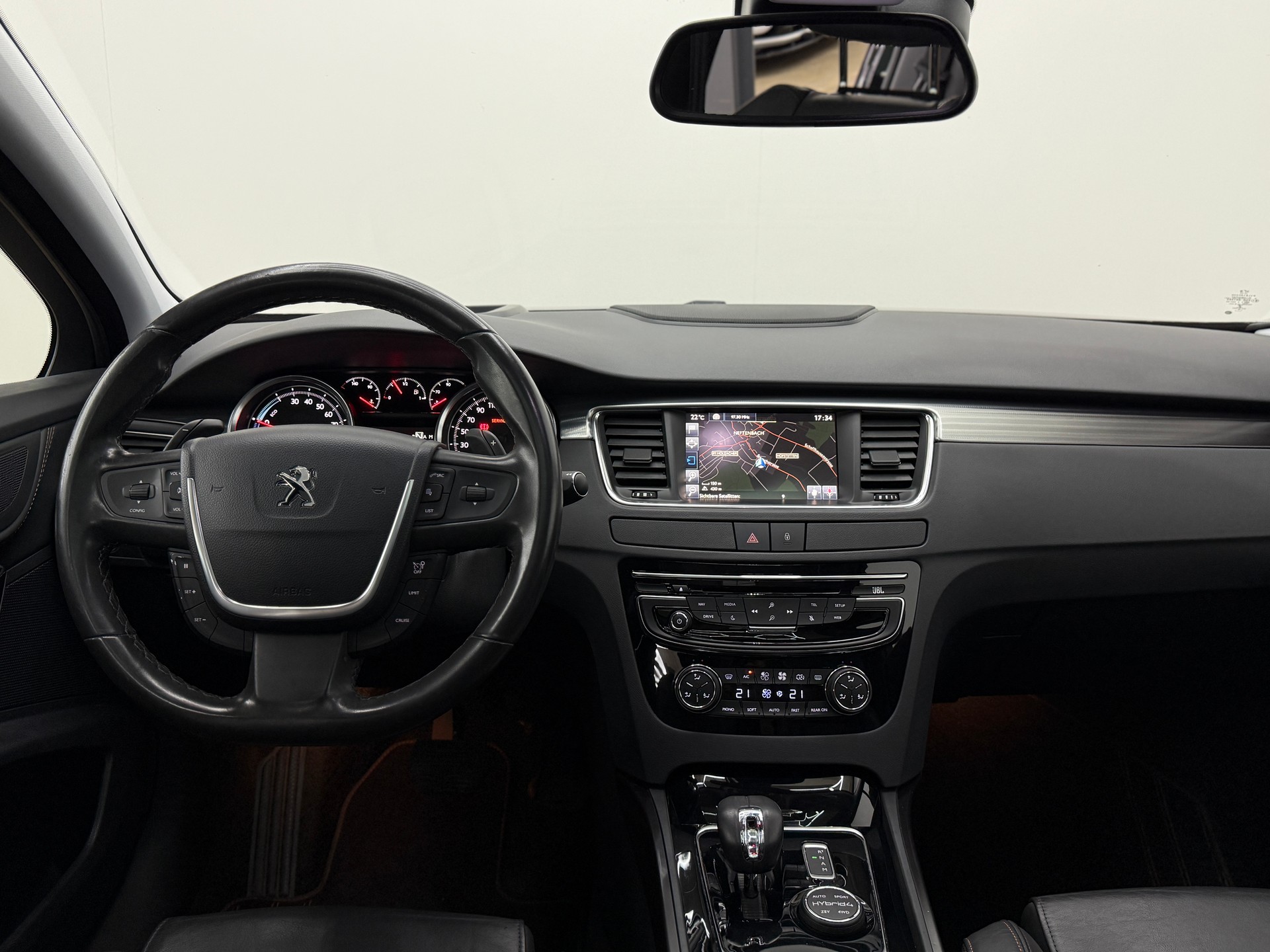 PEUGEOT 508 RXH 2.0 HDI Hybrid4 ETG6-image-26