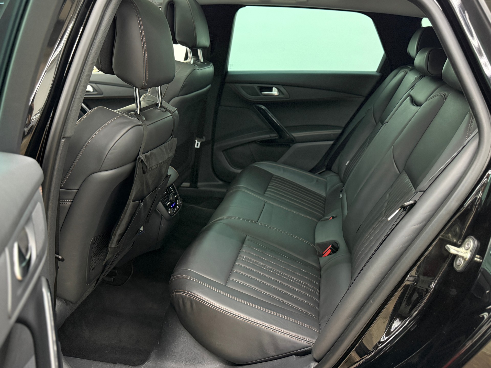 PEUGEOT 508 RXH 2.0 HDI Hybrid4 ETG6-image-22