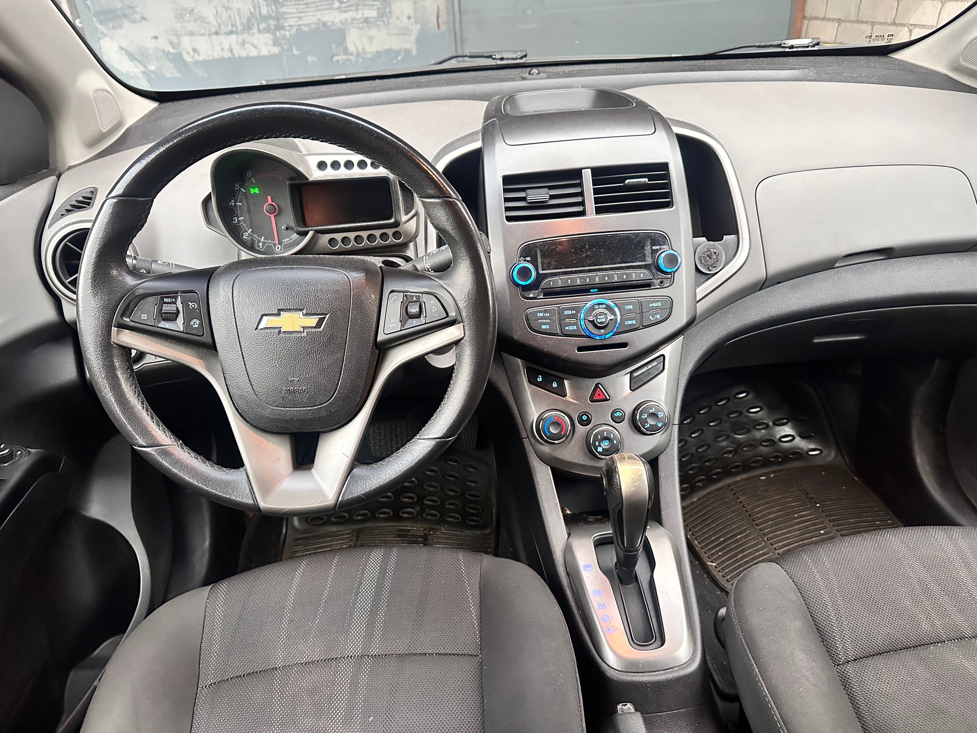 CHEVROLET Aveo 1.6 LTZ Automatic-image-3