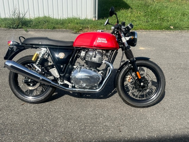 ROYAL ENFIELD Interceptor 650 Standard