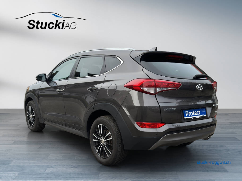 HYUNDAI Tucson 2.0 CRDi Plena 4WD-showroom-element-3