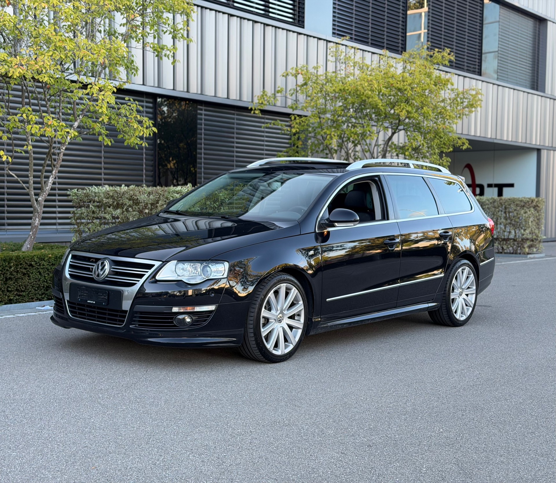 VW Passat Variant 3.2 V6 FSI R LINE 4Motion