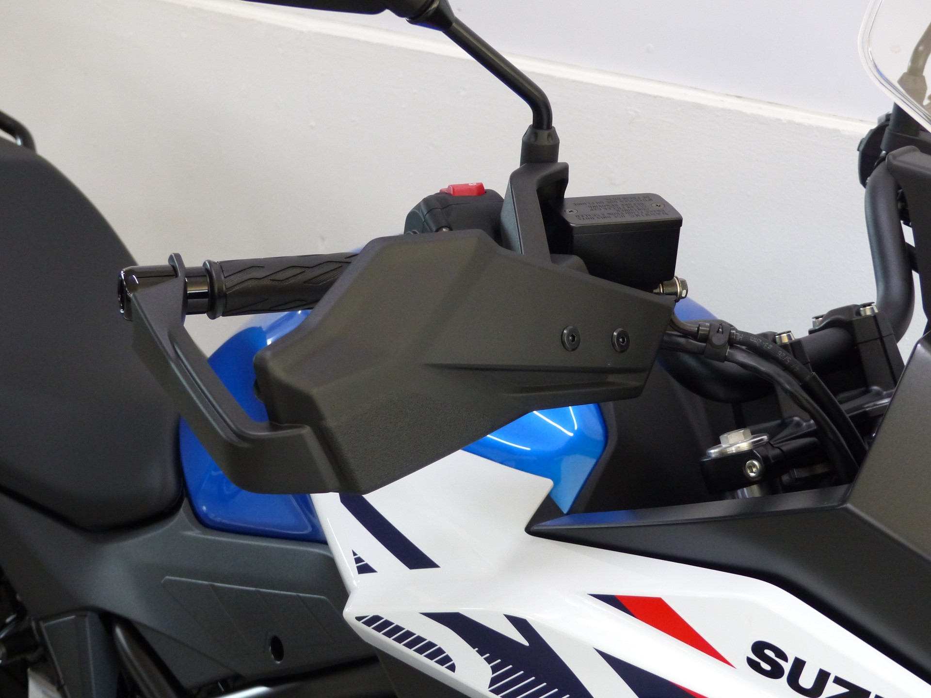 SUZUKI SV-7GX-image-10
