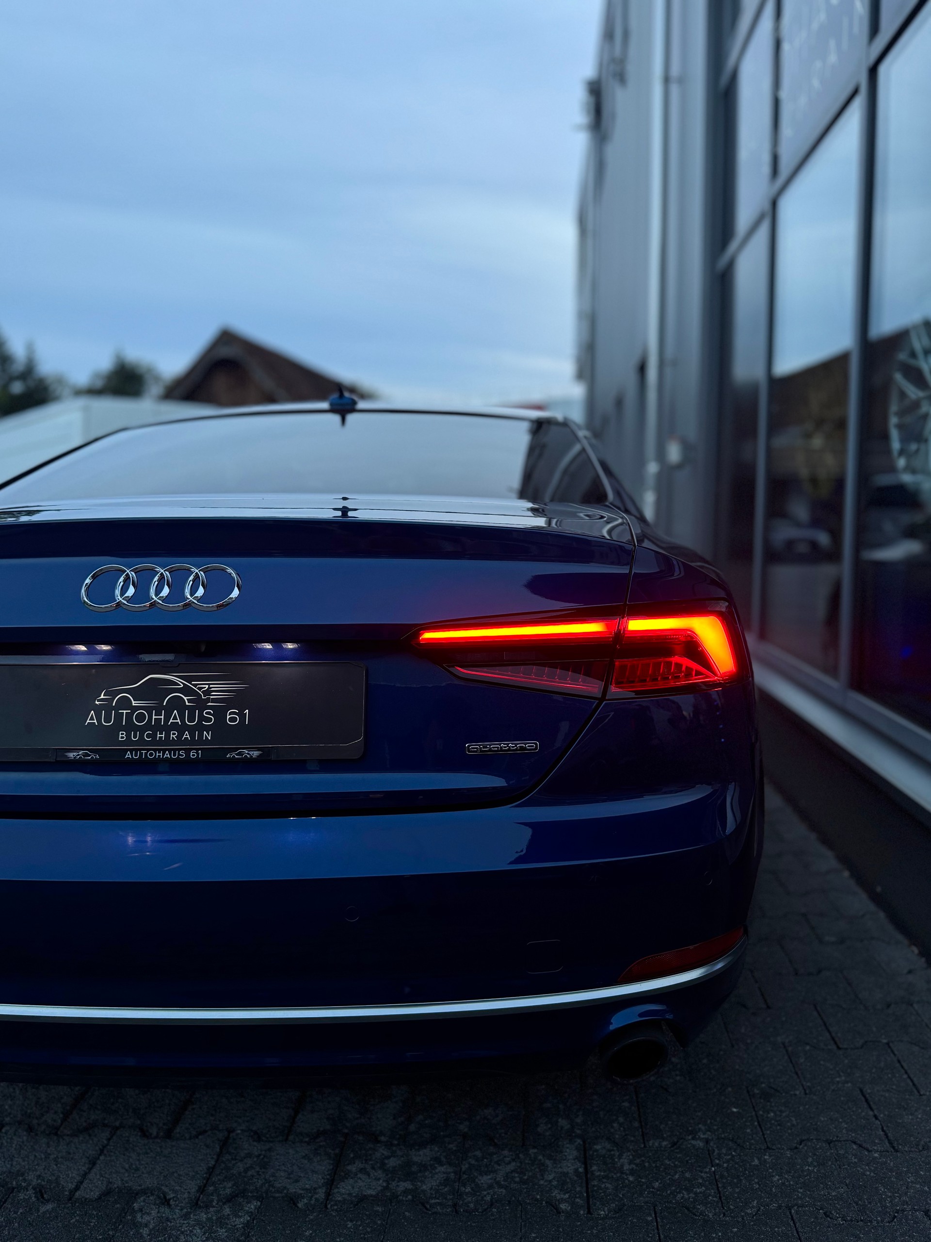 AUDI A5 Coupé 2.0 TFSI Sport quattro S-tronic / ab MFK bei Verkauf-image-7
