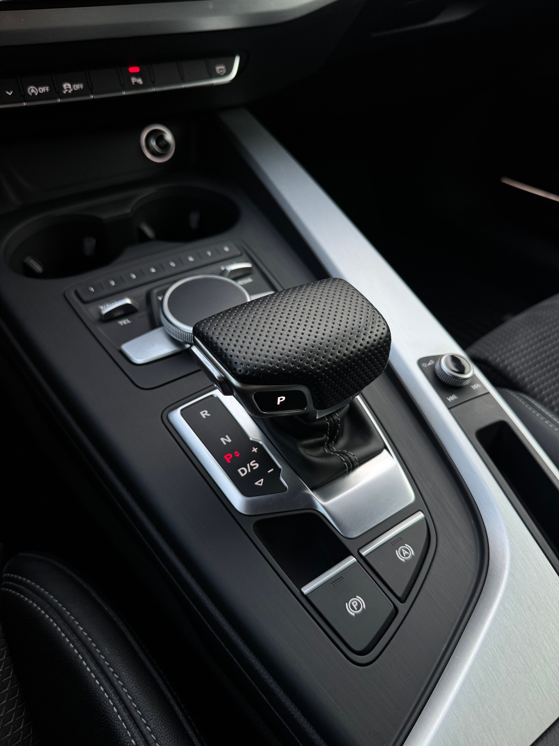 AUDI A5 Coupé 2.0 TFSI Sport quattro S-tronic / ab MFK bei Verkauf-image-16