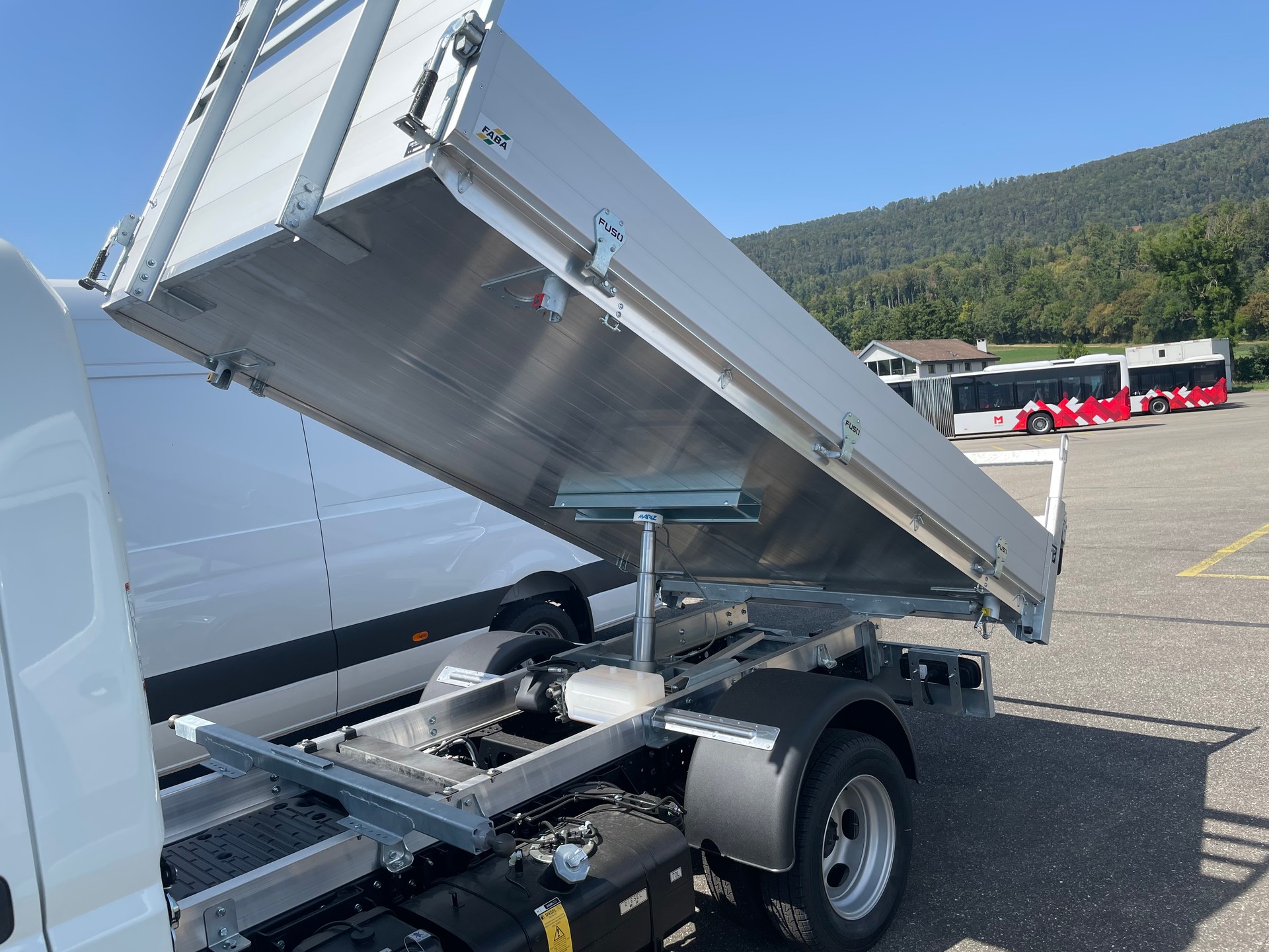 FUSO Canter 3C15-image-1