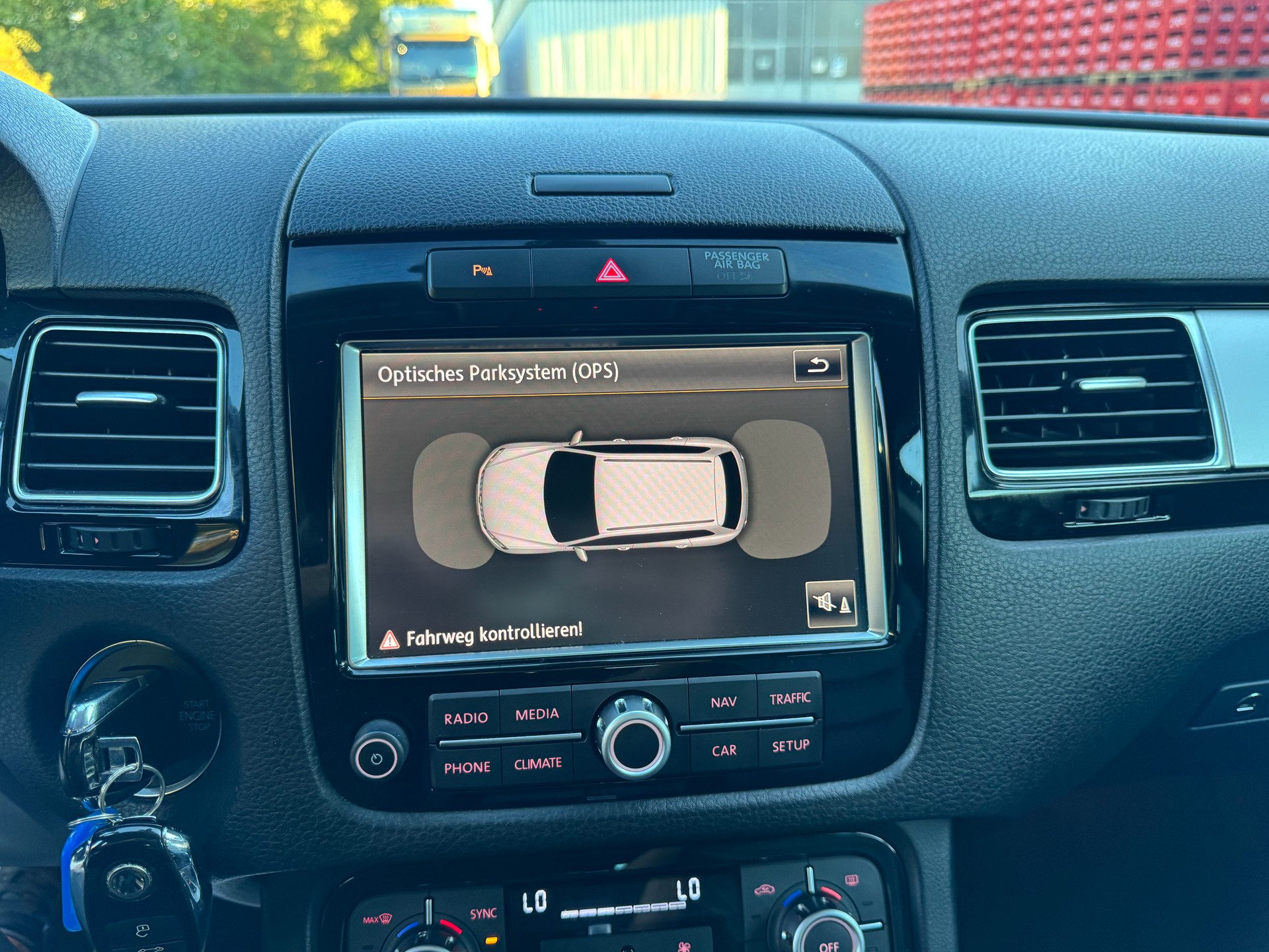 VW Touareg 3.0 TDI BlueMotion Technology Tiptronic-image-26