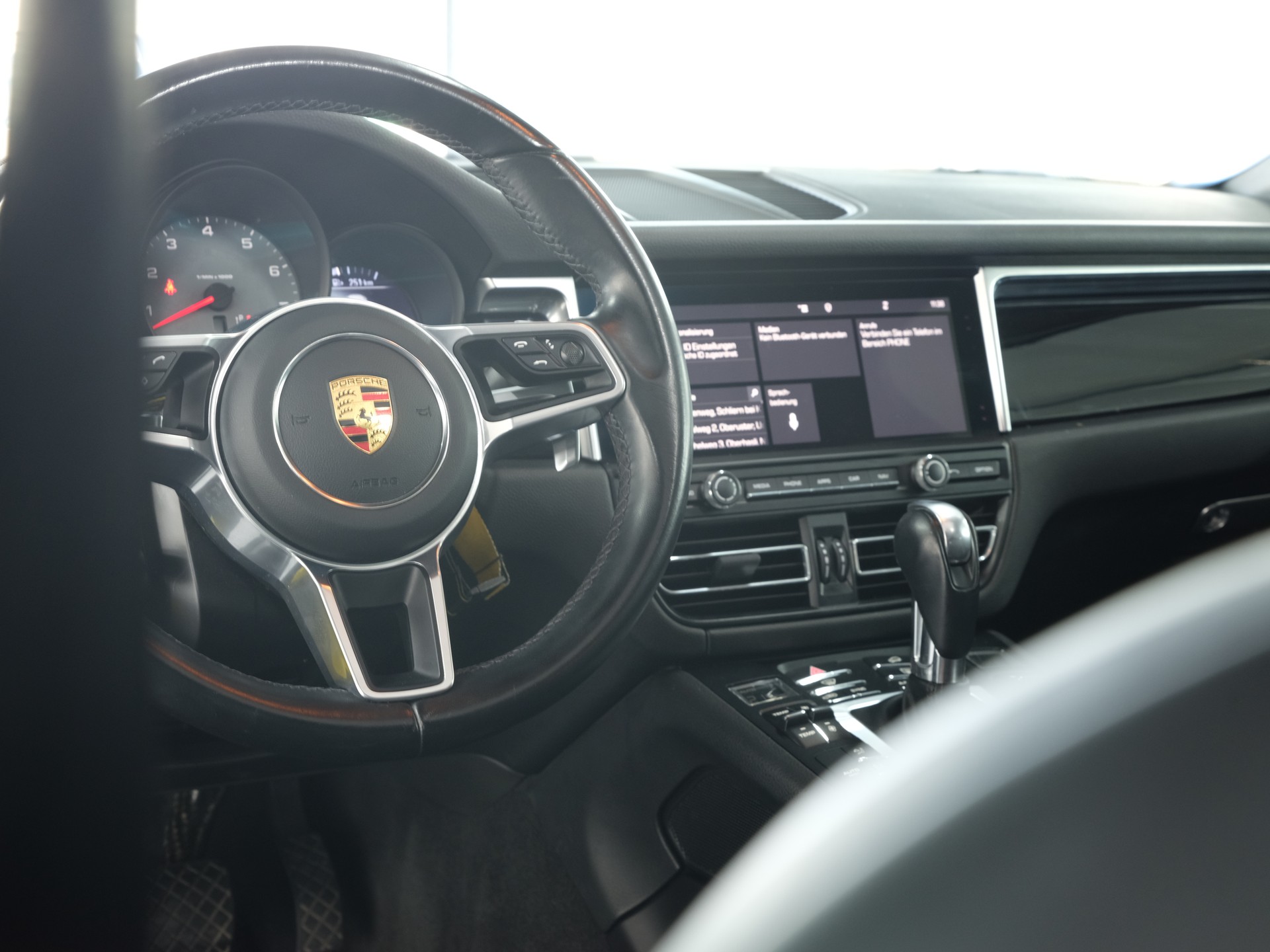 PORSCHE Macan S PDK *Sportabgassanlage* *Bose* *Panorama*-image-14