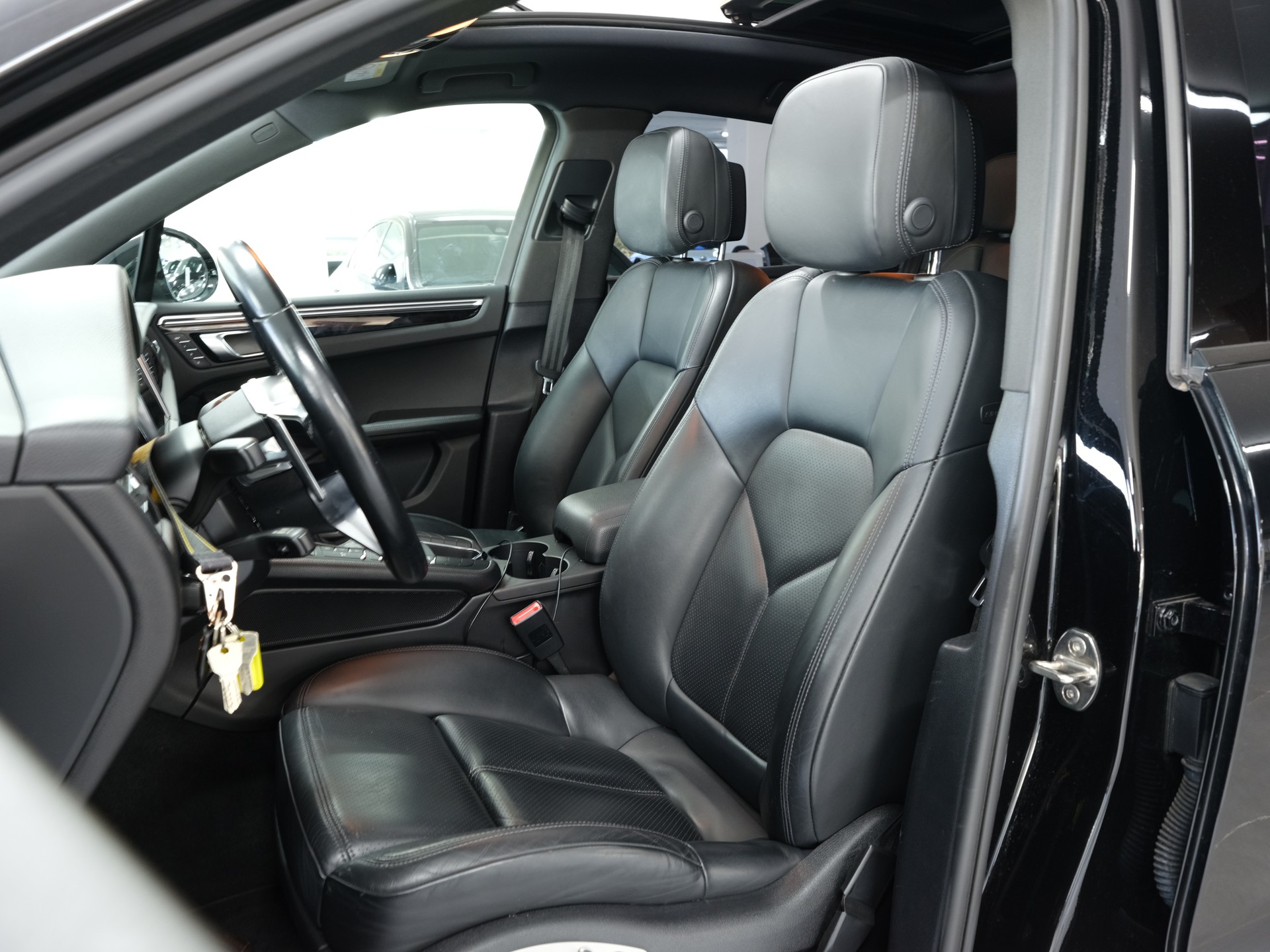 PORSCHE Macan S PDK *Sportabgassanlage* *Bose* *Panorama*-image-12