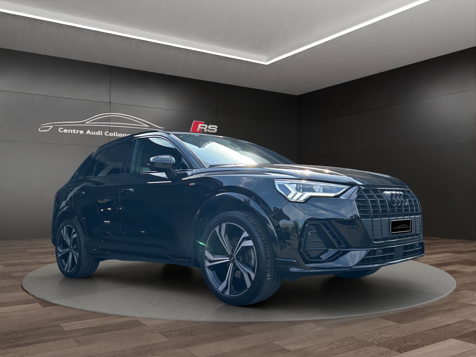 AUDI Q3 35 TFSI S line Attraction S-tronic-image-7