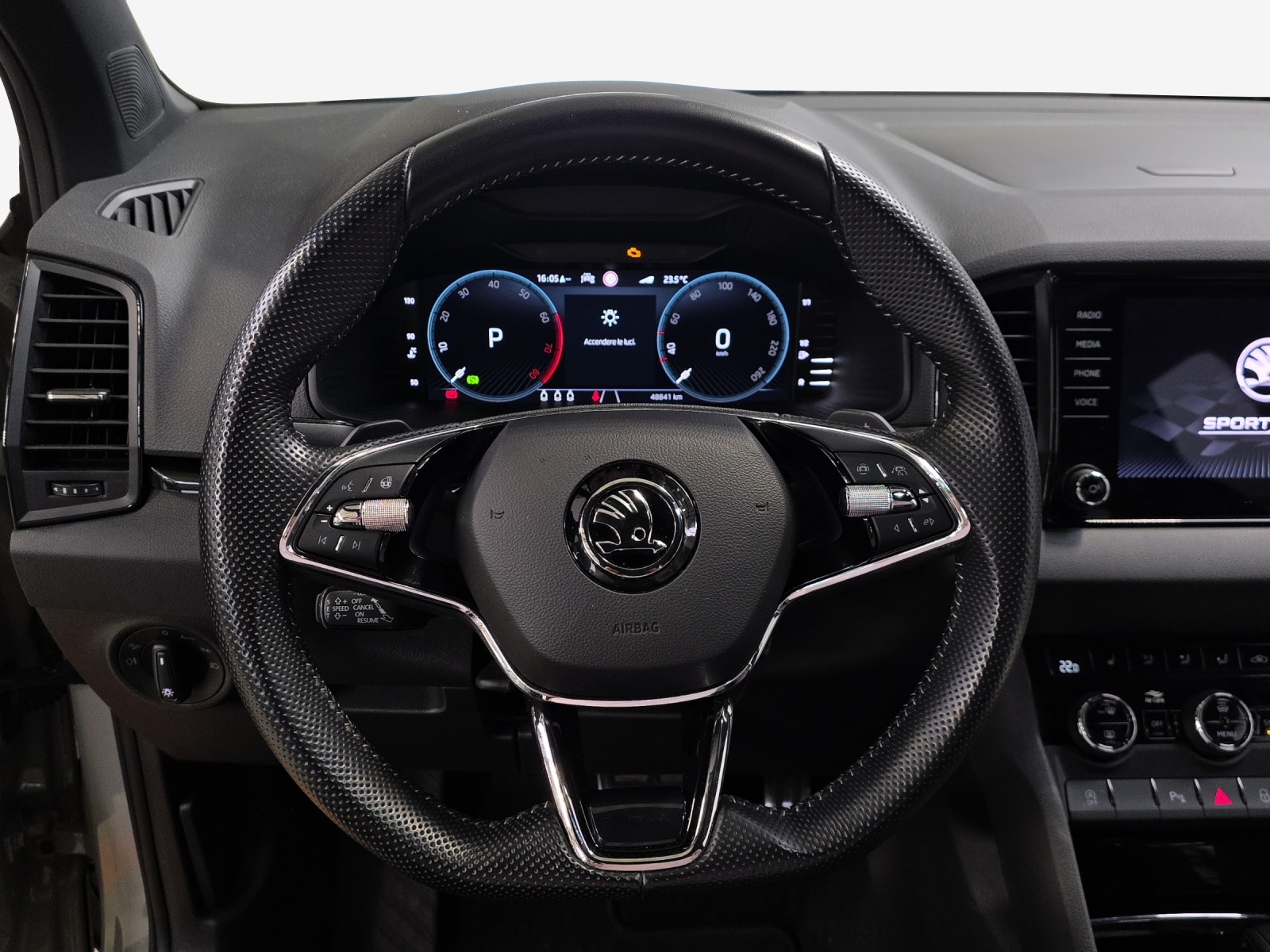SKODA Karoq 1.5 TSI SportLine DSG-image-9