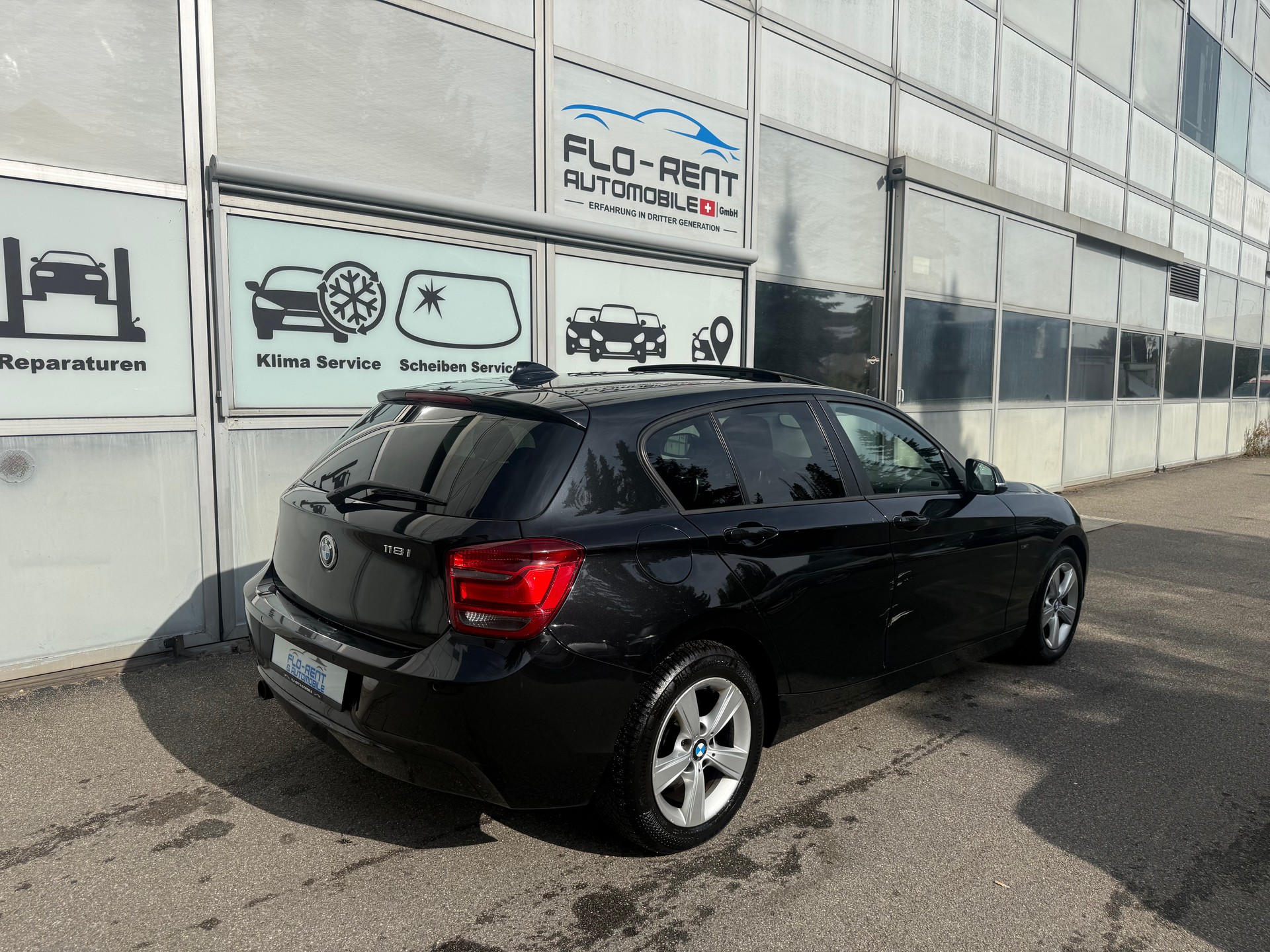 BMW 118i Sport Line Steptronic || ab MFK-image-4