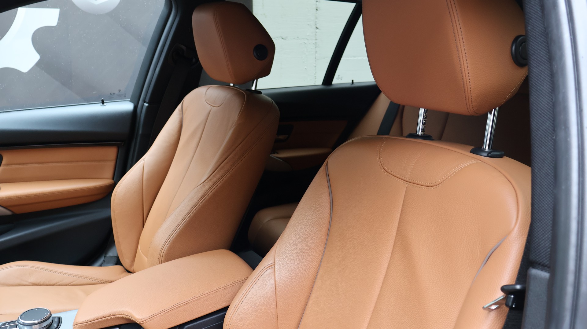 BMW 335d xDrive Touring Edition M Sport Steptronic-image-25