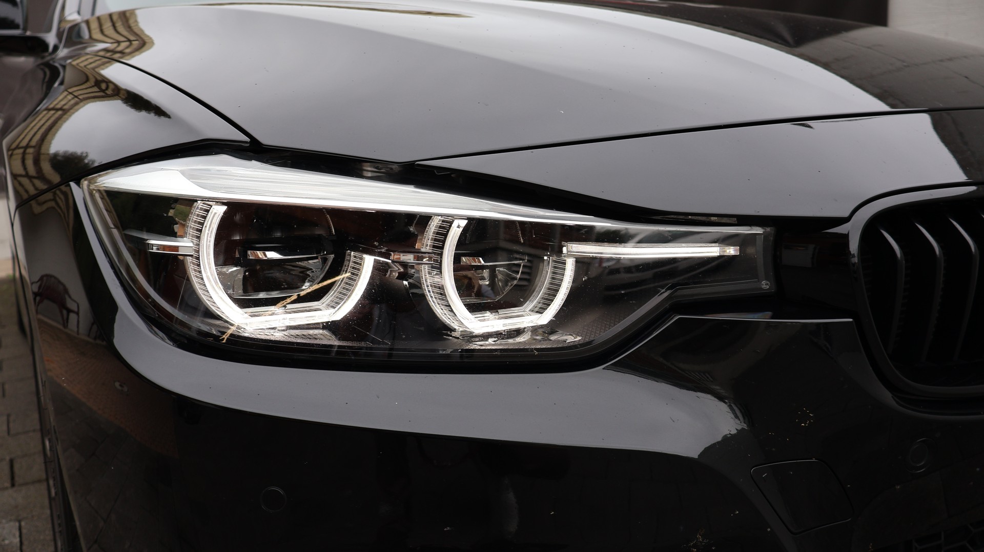BMW 335d xDrive Touring Edition M Sport Steptronic-image-3