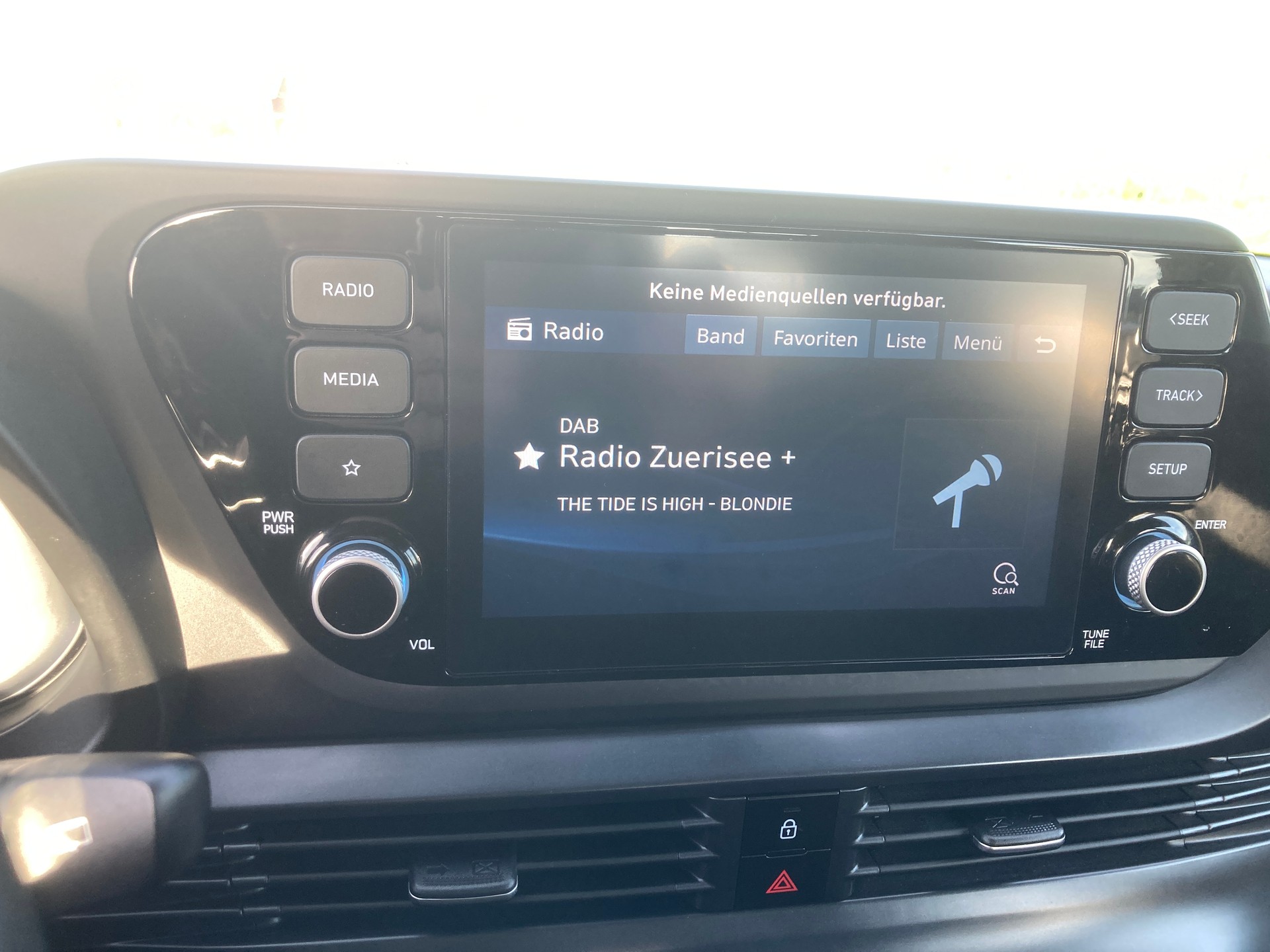 HYUNDAI i20 1.0 T-GDi Origo-image-14
