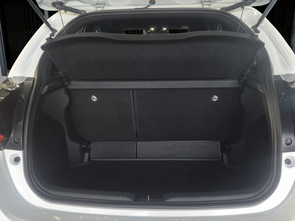MAZDA 2 1.5 Hybrid Homura-image-12
