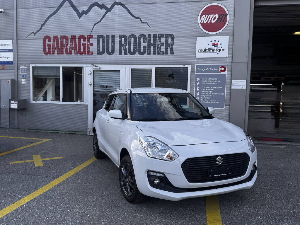 SUZUKI Swift 1.2 Compact Top Hybrid 4x4-image-30