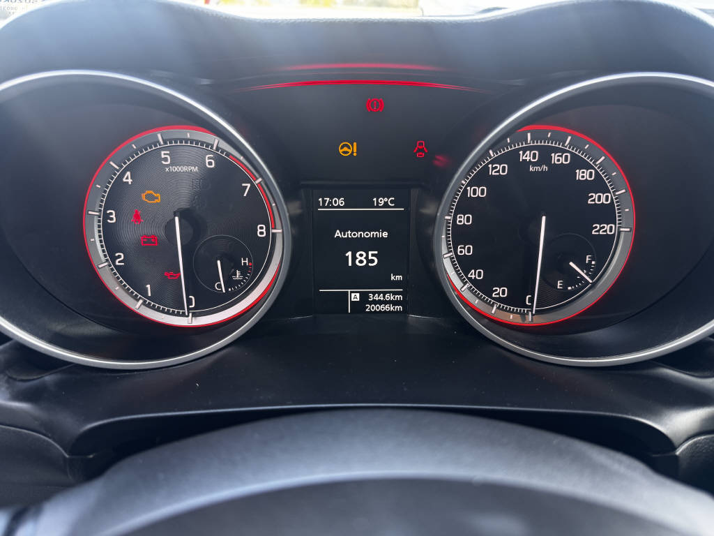 SUZUKI Swift 1.2 Compact Top Hybrid 4x4-image-14