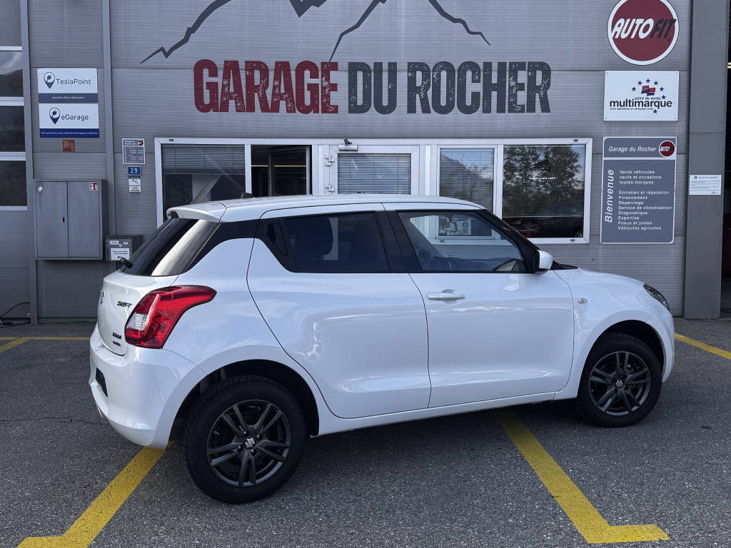 SUZUKI Swift 1.2 Compact Top Hybrid 4x4-image-29