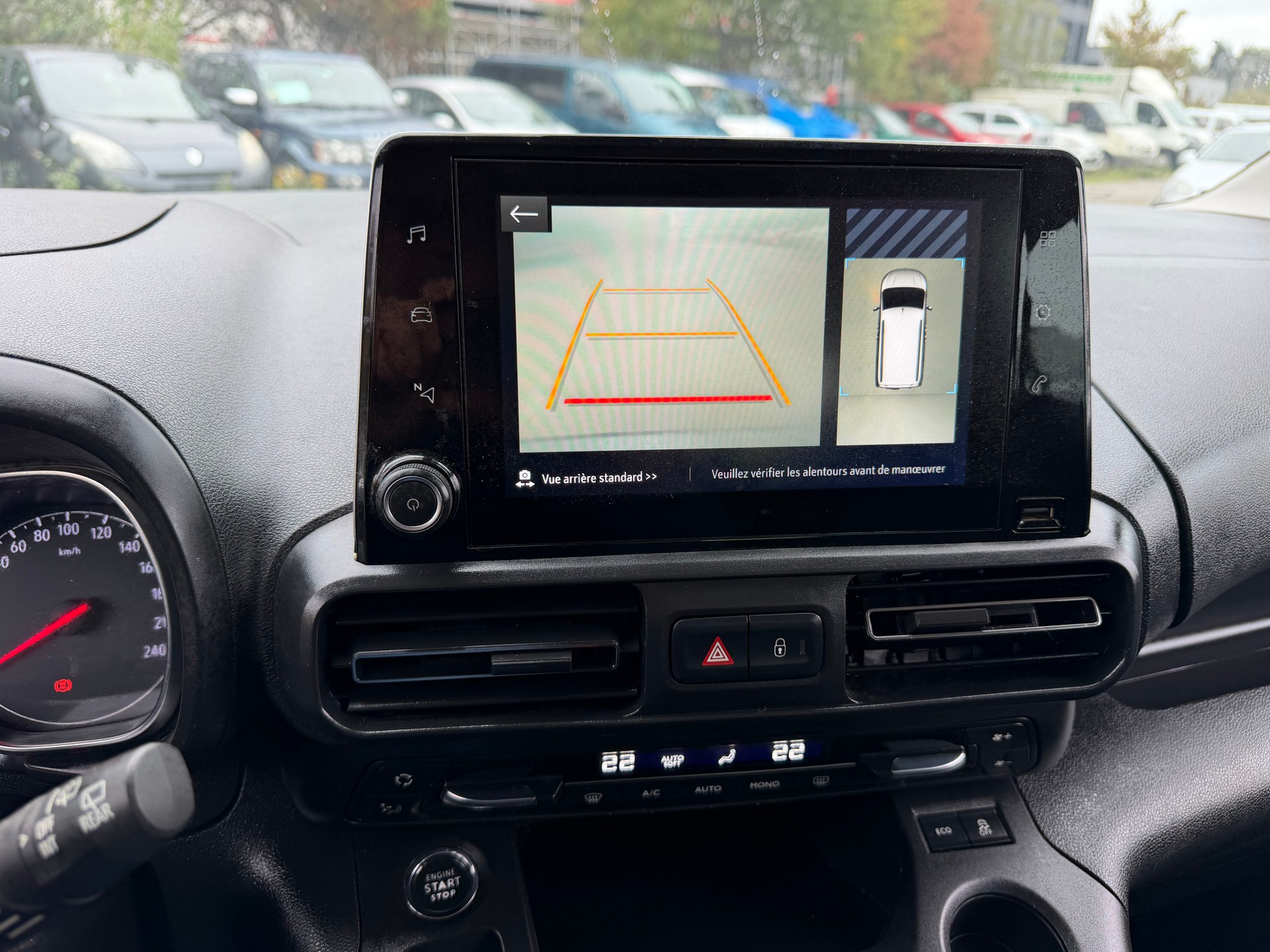 OPEL COMBO-image-11