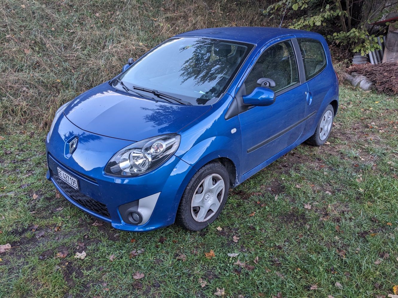 Car photo