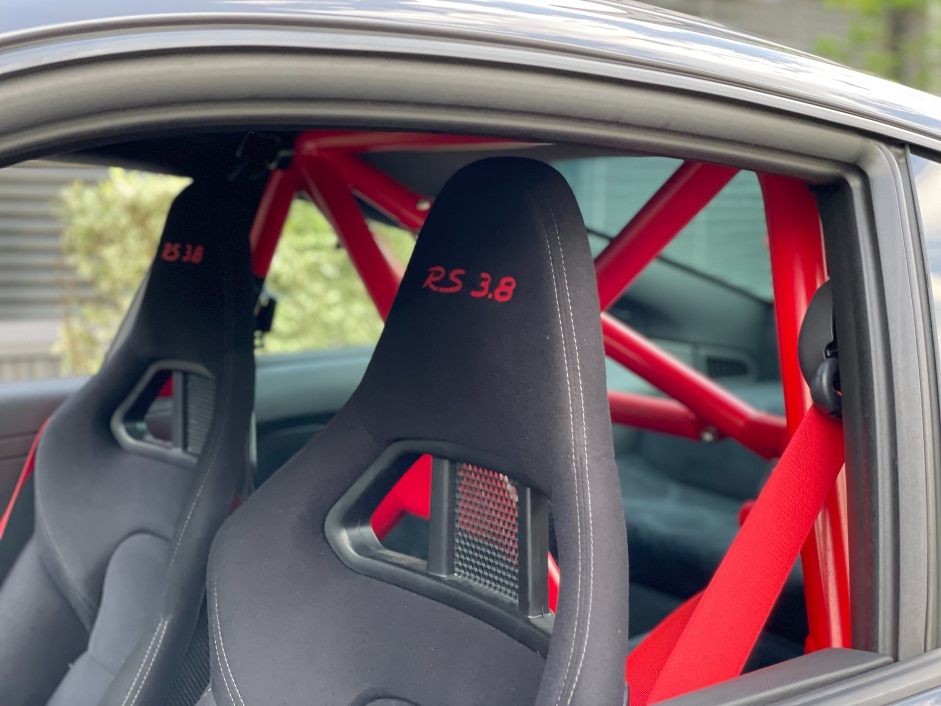 PORSCHE 911 GT3 RS-image-11