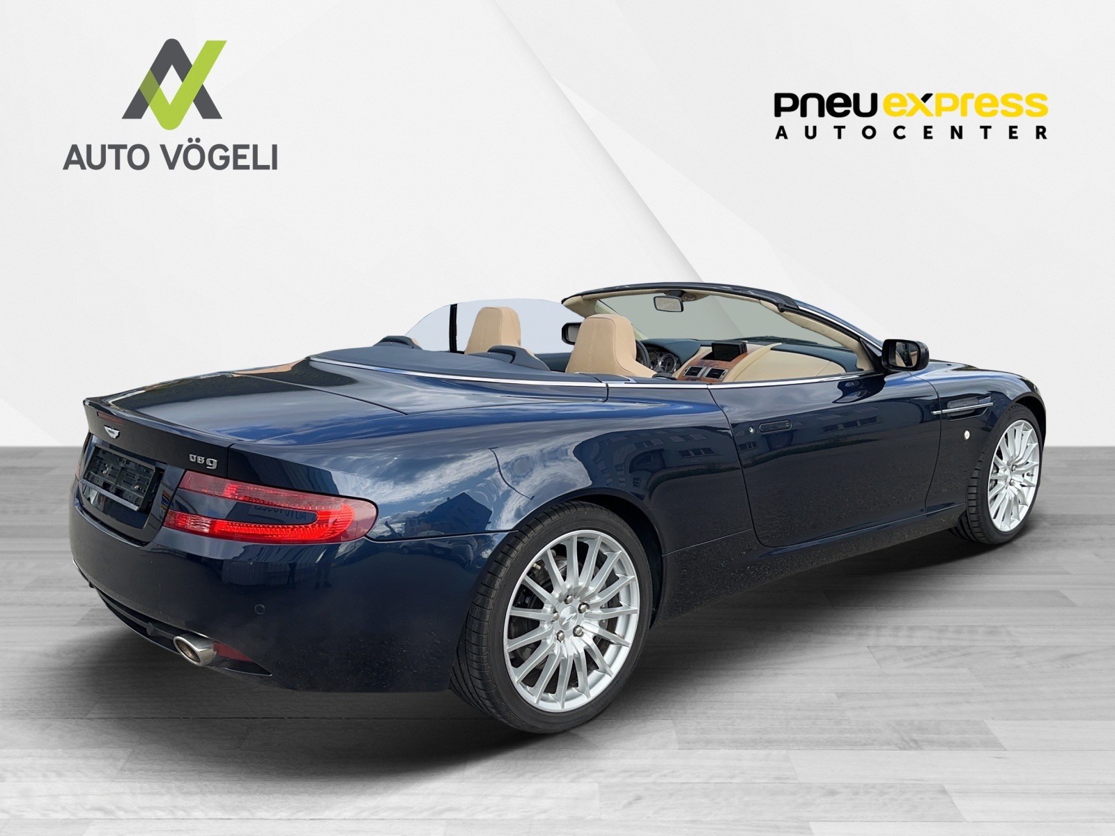 ASTON MARTIN DB9 Volante 5.9 V12-image-6