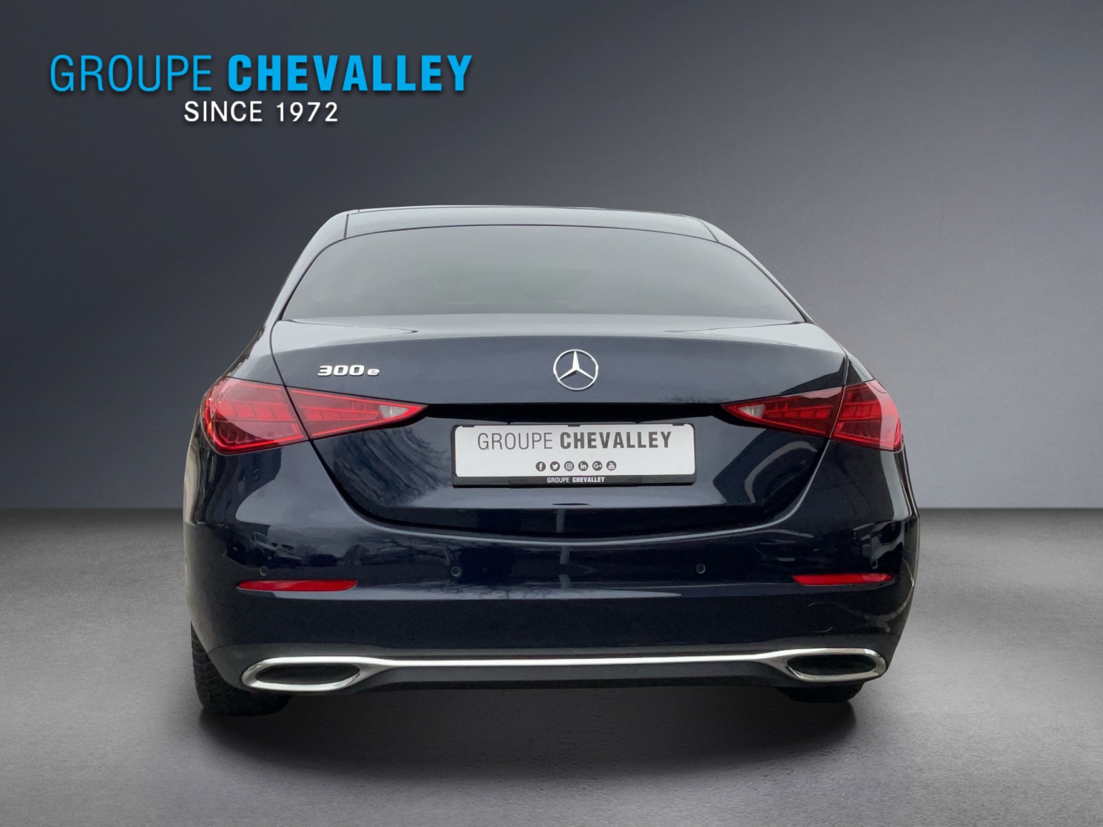 MERCEDES-BENZ C 300e Avantgarde-image-4