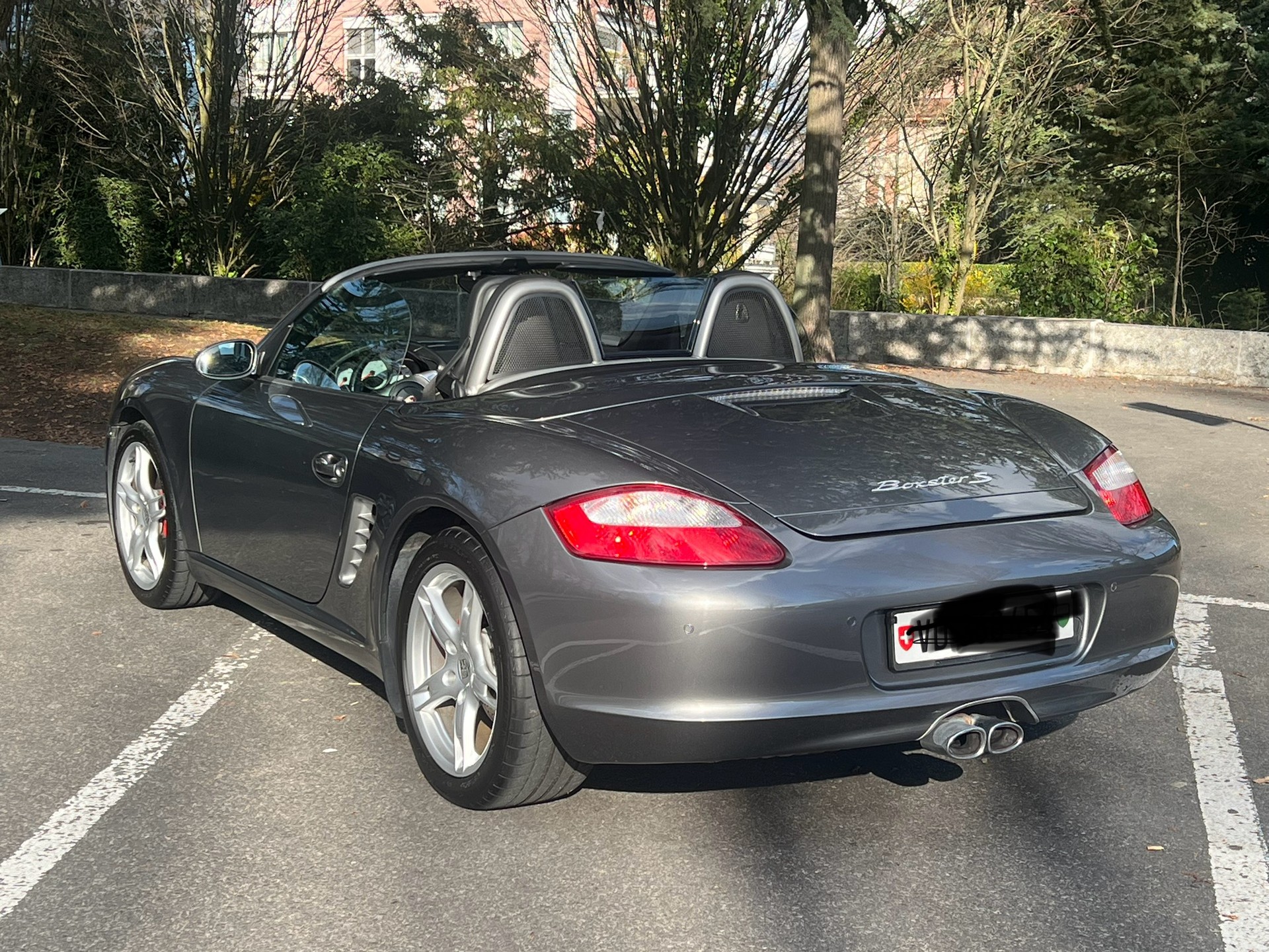PORSCHE S 3.4 6 Vitesses (Un seul propriétaire)-image-16