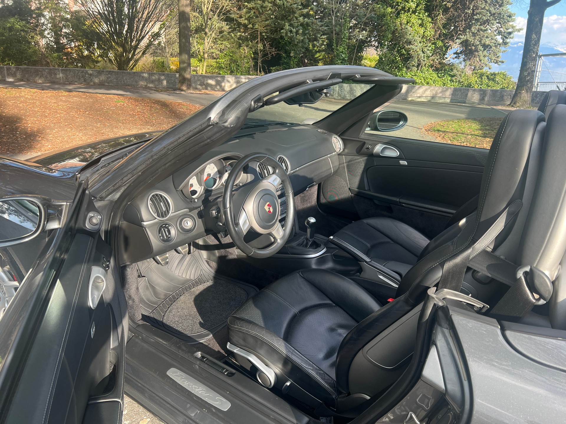 PORSCHE S 3.4 6 Vitesses (Un seul propriétaire)-image-4